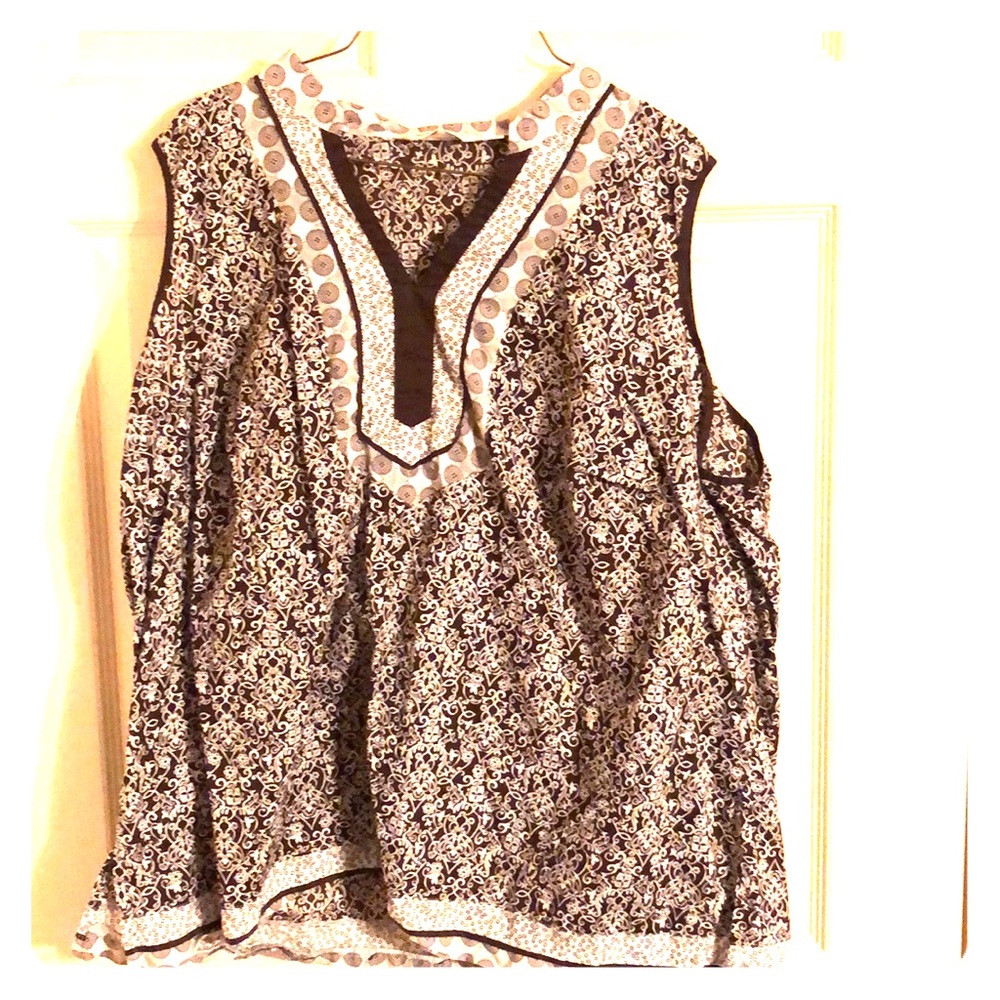 Sleeveless top